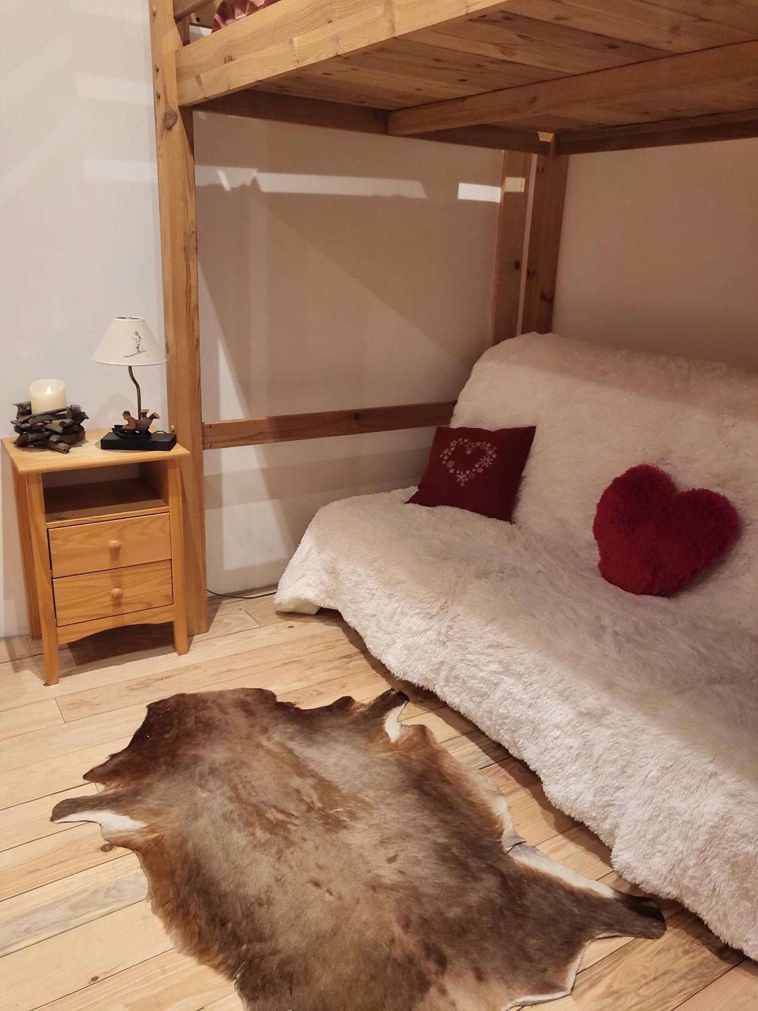 Bed and Breakfast Le Nid Des Cerfs Essert-Romand Exterior foto